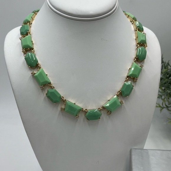 J. Crew Necklace Green Clear Rhinestone Gold Tone Statement Necklace‎ - Picture 2 of 14
